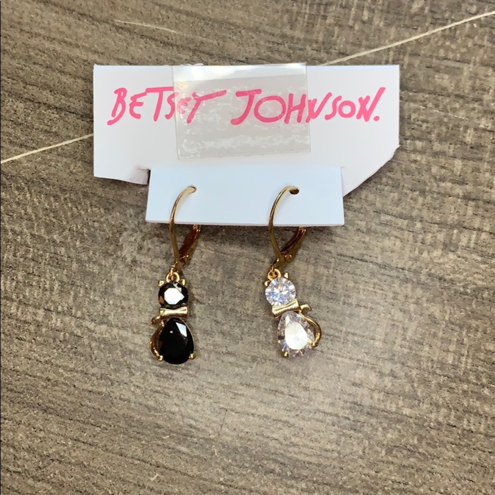 ❌SOLD❌ Betsey Johnson Kitty Cat Earrings
